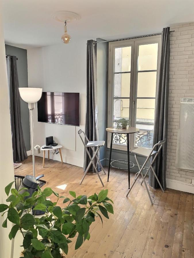 Apartment Quartier Historique Et Populaire Du Chateau De *